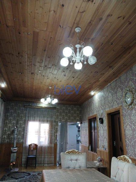 Satılır 3 otaqlı Həyət evi  200m², Bakı