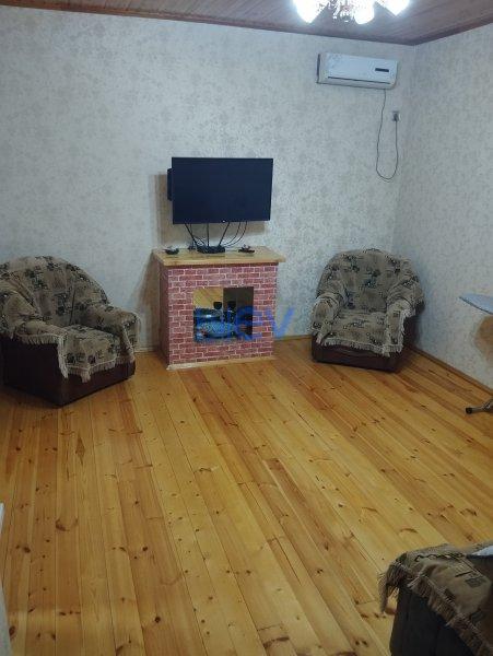 Kirayə (aylıq) 2 otaqlı Həyət evi  60m², Bakı