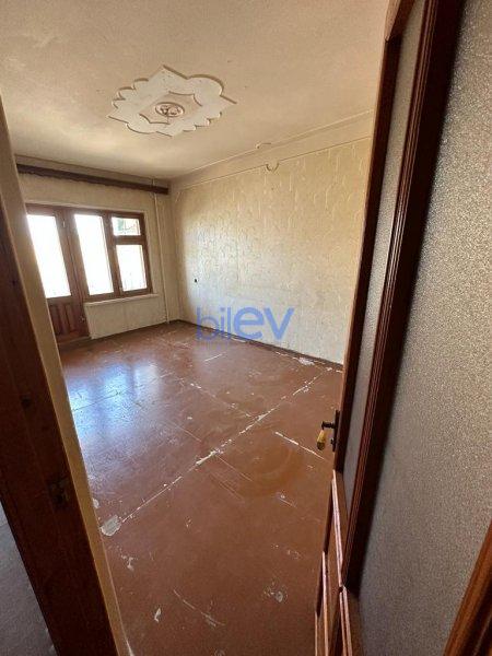 Satılır 3 otaqlı Köhnə Tikili  65m², Bakı
