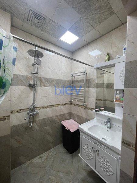 Satılır 3 otaqlı Yeni Tikili  90m², Bakı