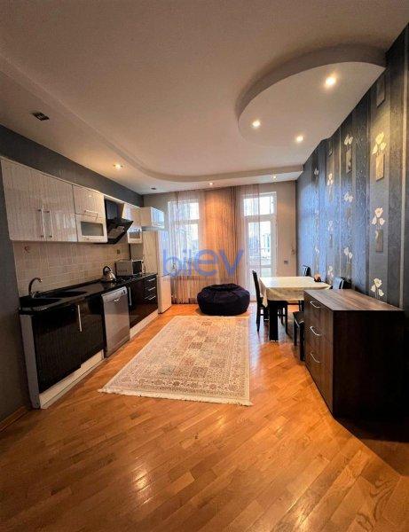 Kirayə (aylıq) 2 otaqlı Yeni Tikili  93m², Bakı