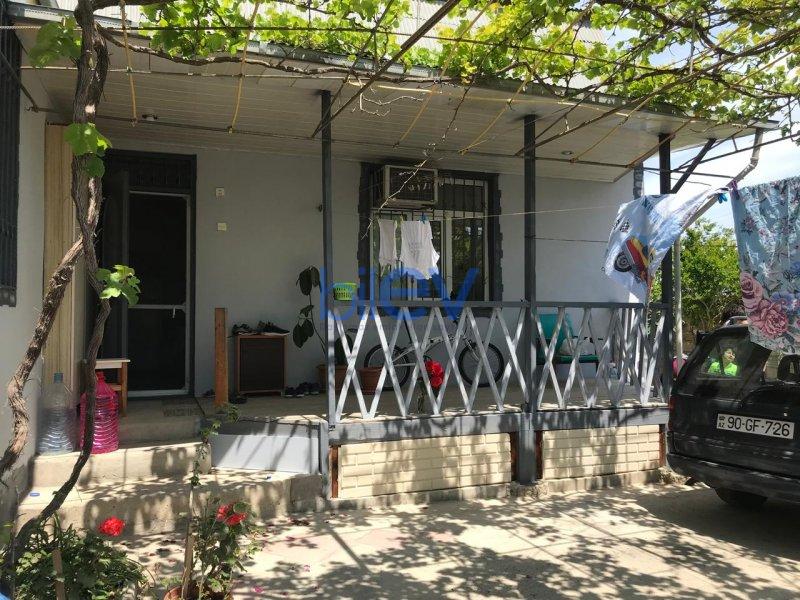Satılır 3 otaqlı Həyət evi  140m², Bakı