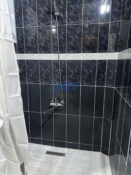 Kirayə (aylıq) 2 otaqlı Köhnə Tikili  65m², Bakı