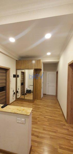 Kirayə (aylıq) 3 otaqlı Yeni Tikili  100m², Bakı