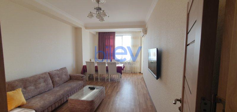 Kirayə (aylıq) 3 otaqlı Yeni Tikili  100m², Bakı