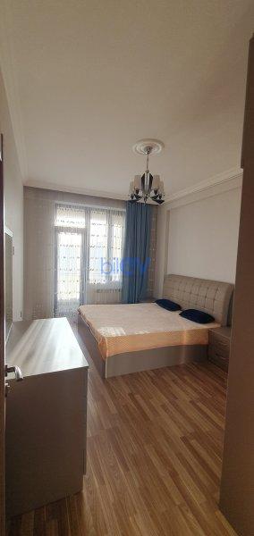 Kirayə (aylıq) 3 otaqlı Yeni Tikili  100m², Bakı