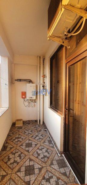 Kirayə (aylıq) 3 otaqlı Yeni Tikili  100m², Bakı