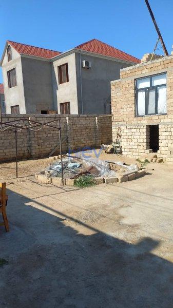 Satılır 5 otaqlı Həyət evi  130m², Bakı