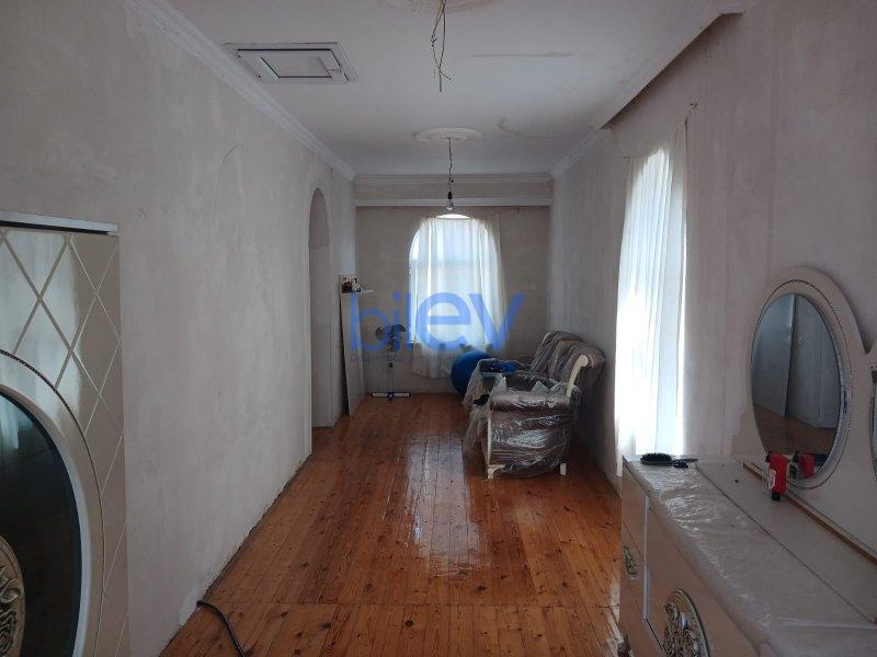 Satılır 5 otaqlı Həyət evi  200m², Bakı