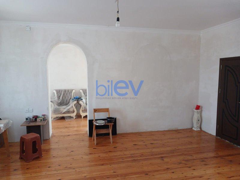 Satılır 5 otaqlı Həyət evi  200m², Bakı