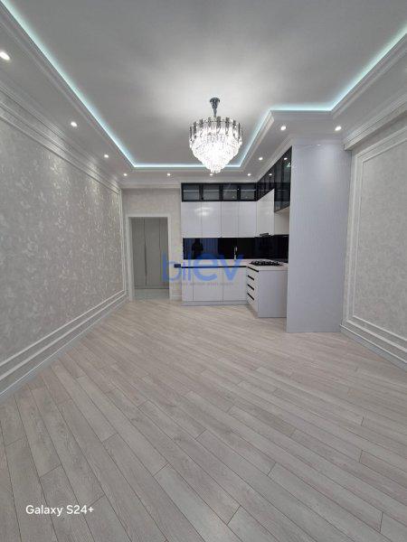 Satılır 2 otaqlı Yeni Tikili  43m², Bakı