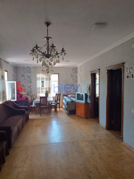 Satılır 4 otaqlı Həyət evi  100m², Bakı