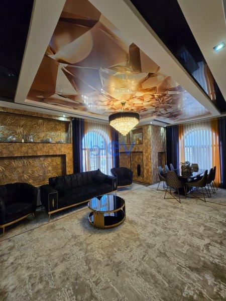 Satılır 5 otaqlı Yeni Tikili  165m², Bakı