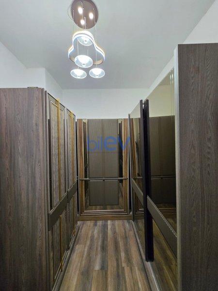 Satılır 5 otaqlı Yeni Tikili  165m², Bakı