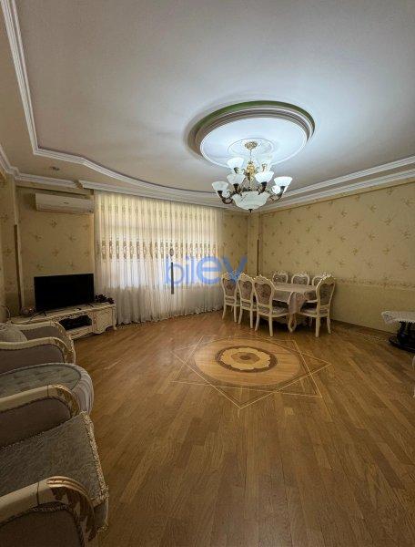 Kirayə (aylıq) 3 otaqlı Yeni Tikili  142m², Bakı