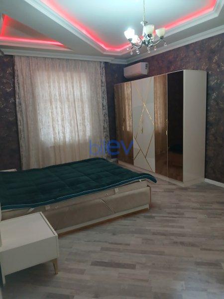 Satılır 4 otaqlı   140m², Bakı