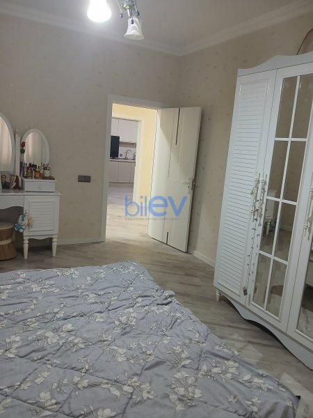 Satılır 4 otaqlı   140m², Bakı