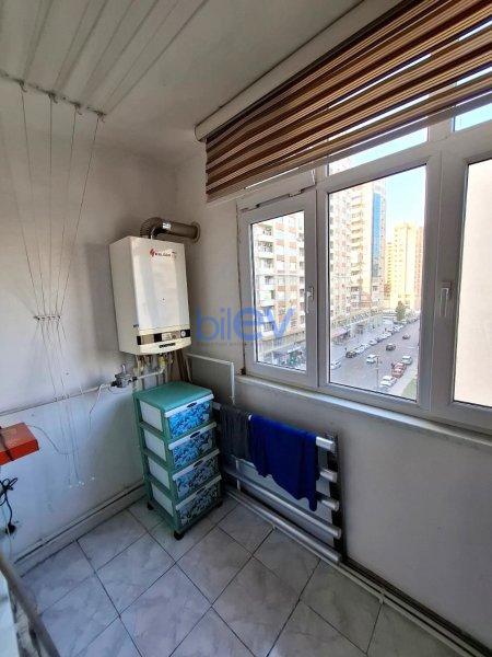 Satılır 3 otaqlı Köhnə Tikili  75m², Bakı
