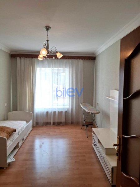 Satılır 3 otaqlı Köhnə Tikili  75m², Bakı