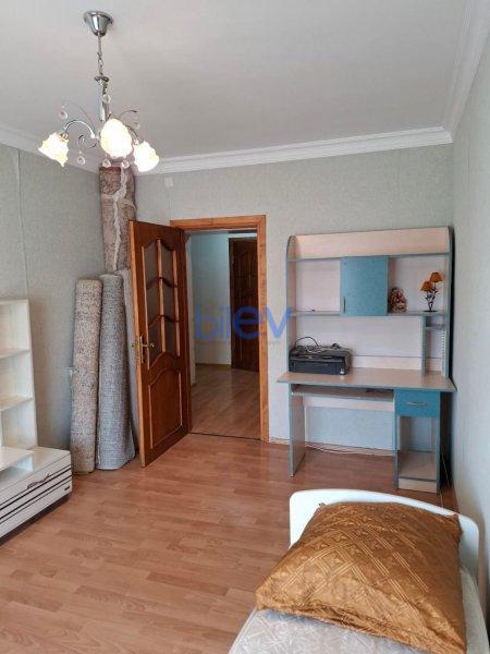 Satılır 3 otaqlı Köhnə Tikili  75m², Bakı