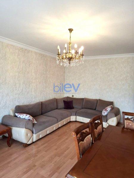 Satılır 3 otaqlı Köhnə Tikili  75m², Bakı