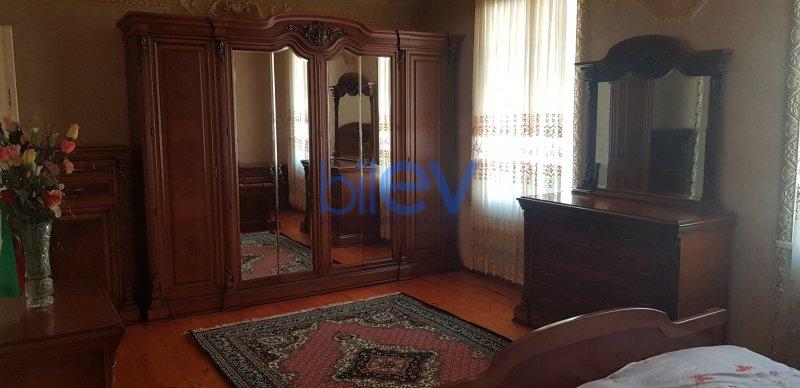 Kirayə (aylıq) 4 otaqlı Həyət evi  450m², Gəncə