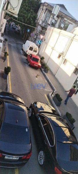Kirayə (aylıq) 2 otaqlı Köhnə Tikili  80m², Bakı
