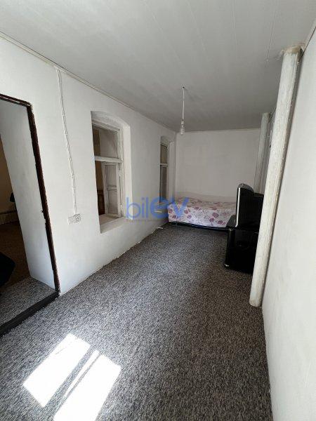 Kirayə (aylıq) 3 otaqlı Köhnə Tikili  100m², Bakı