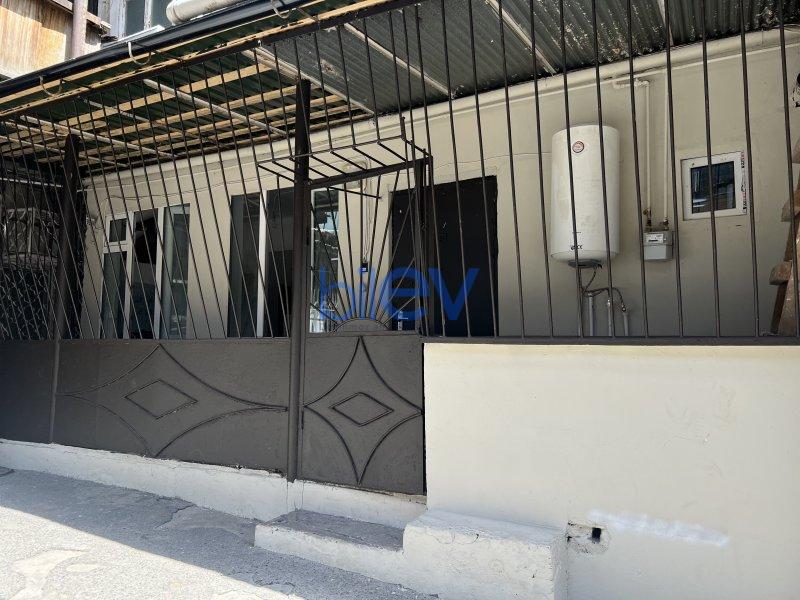 Kirayə (aylıq) 3 otaqlı Köhnə Tikili  100m², Bakı
