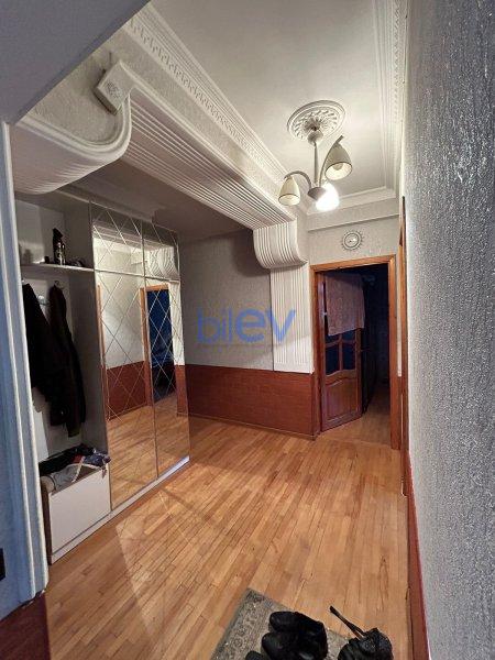 Satılır 3 otaqlı Köhnə Tikili  72m², Bakı