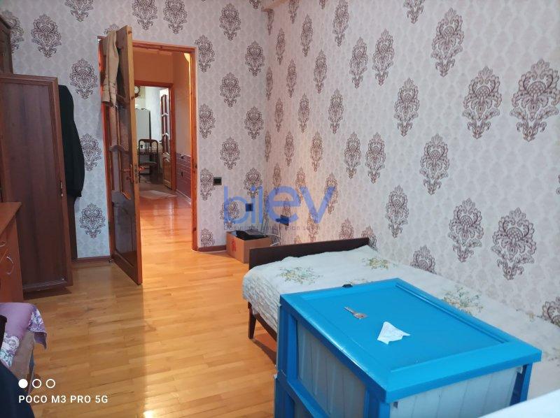 Satılır 3 otaqlı Köhnə Tikili  72m², Bakı