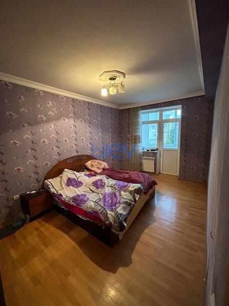 Satılır 3 otaqlı Köhnə Tikili  72m², Bakı