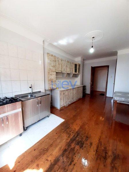 Kirayə (aylıq) 5 otaqlı Köhnə Tikili  120m², Bakı