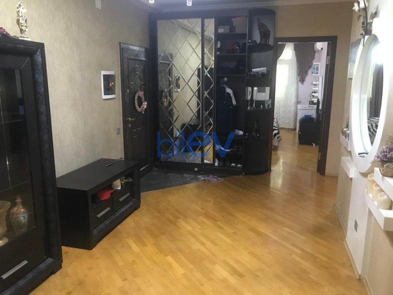 Satılır 3 otaqlı Yeni Tikili  121m², Bakı