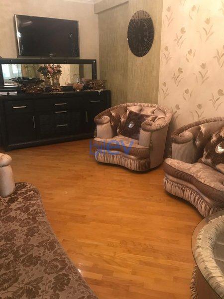 Satılır 3 otaqlı Yeni Tikili  121m², Bakı