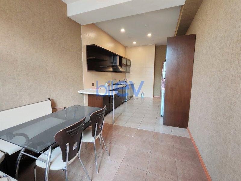 Kirayə (aylıq) 3 otaqlı Yeni Tikili  145m², Bakı