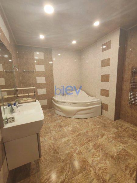 Kirayə (aylıq) 3 otaqlı Yeni Tikili  145m², Bakı