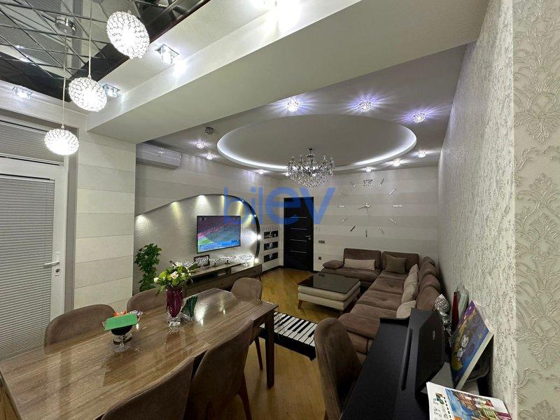 Satılır 2 otaqlı Yeni Tikili  65m², Bakı