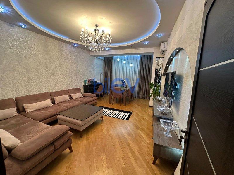 Satılır 2 otaqlı Yeni Tikili  65m², Bakı