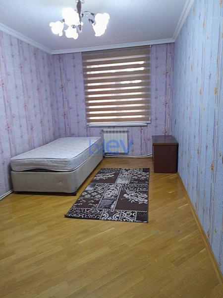 Kirayə (aylıq) 1 otaqlı Köhnə Tikili  70m², Bakı