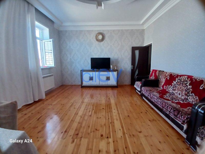 Satılır 4 otaqlı Həyət evi  132m², Bakı