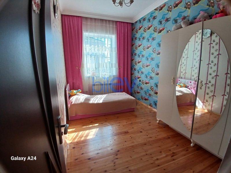 Satılır 4 otaqlı Həyət evi  132m², Bakı