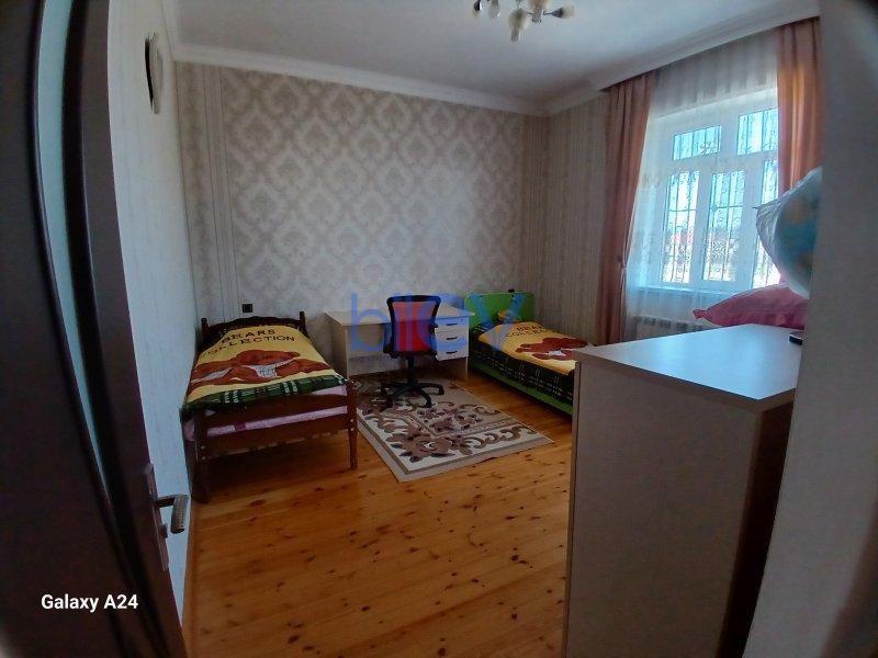 Satılır 4 otaqlı Həyət evi  132m², Bakı