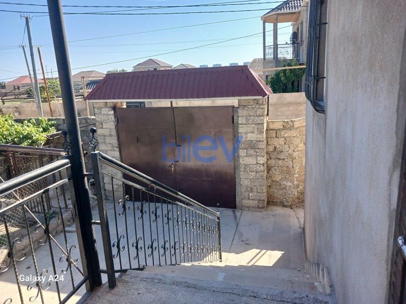 Satılır 4 otaqlı Həyət evi  132m², Bakı