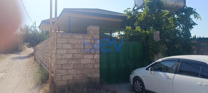 Satılır 3 otaqlı Bağ evi  304m², Bakı