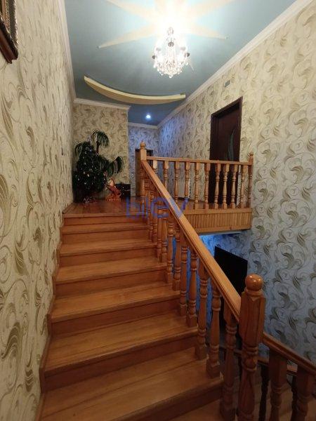 Satılır 6 otaqlı Həyət evi  200m², Bakı