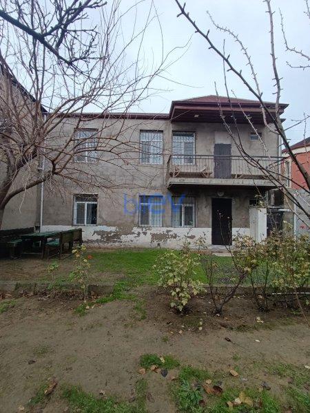 Satılır 6 otaqlı Həyət evi  200m², Bakı