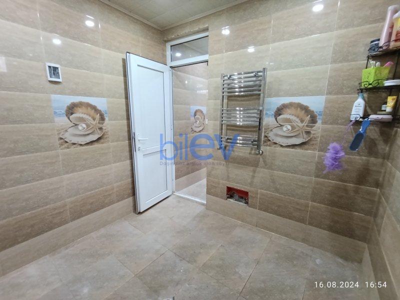 Satılır 5 otaqlı Həyət evi  210m², Bakı