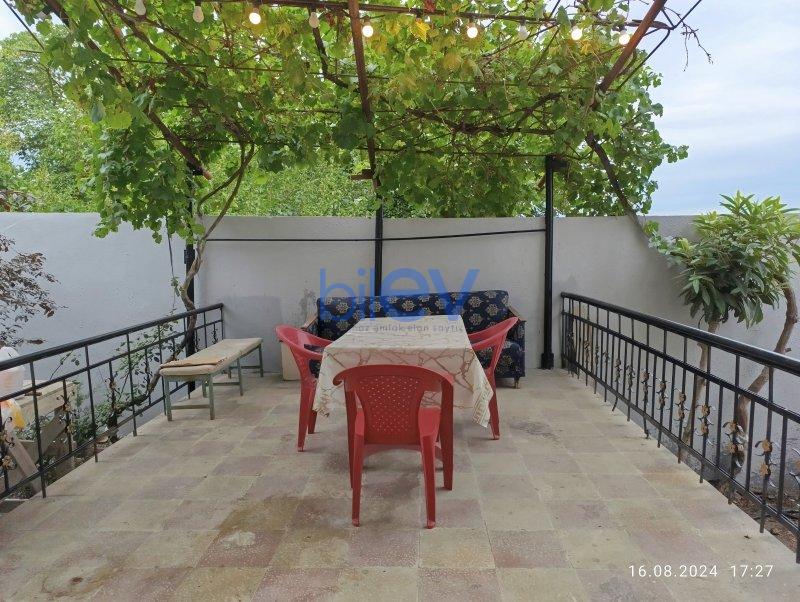 Satılır 5 otaqlı Həyət evi  210m², Bakı