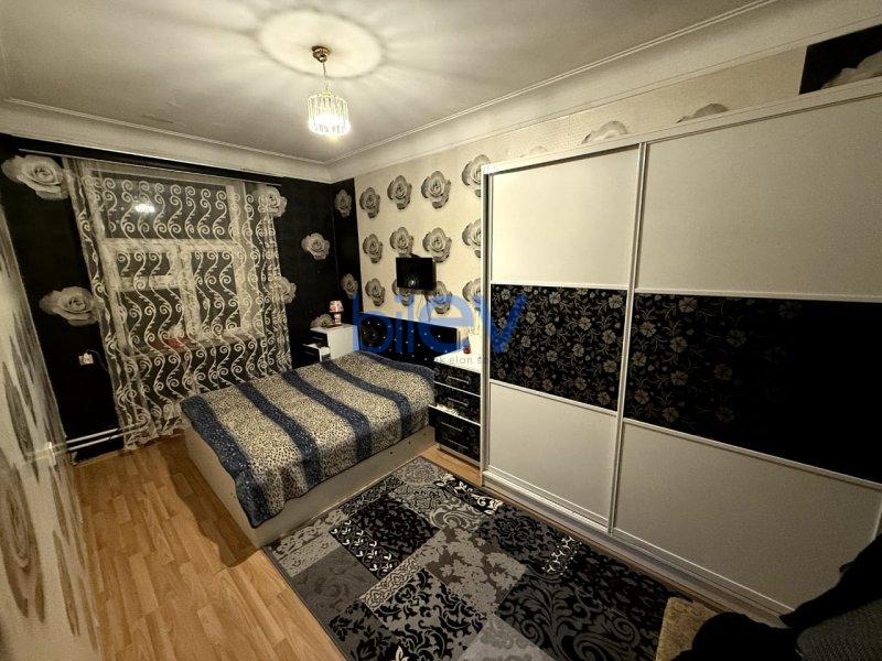 Satılır 3 otaqlı Köhnə Tikili  80m², Bakı
